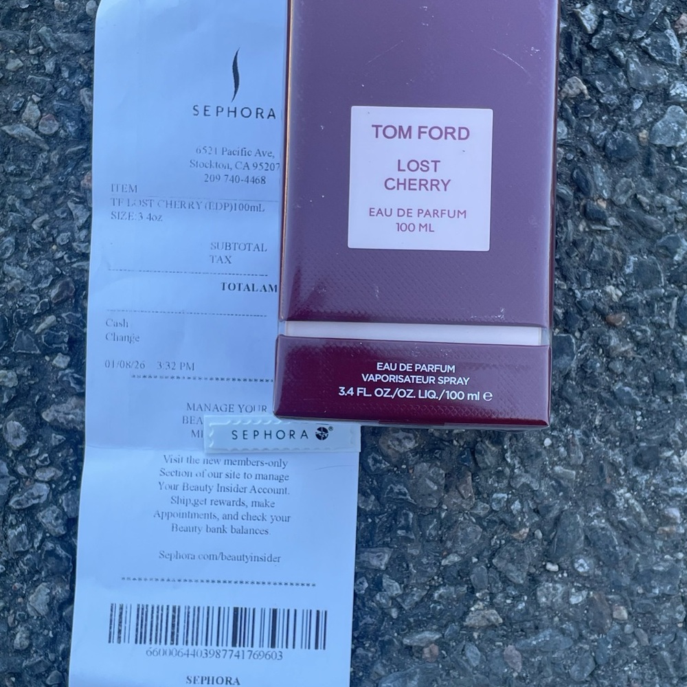 Tom Ford Lost Cherry Eau de Parfum - Picture 3 of 3